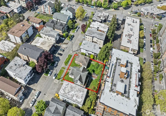Photo 4 of Single family home for sale at 1530 NW 53rd Street, Seattle, WA 98107 | MLS# NWM2531558 | Listing updated on 2026-09-21