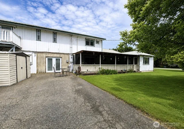 Photo 3 of Single family home for sale at 402 Juniper St, Oroville, WA 98844 | MLS# NWM2531609 | Listing updated on 2026-09-21