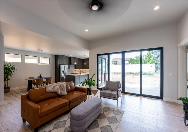 Photo 4 of Single family home for sale at 170 Chadwick St NW, East Wenatchee, WA 98802 | MLS# NWM2531637 | Listing updated on 2026-10-02