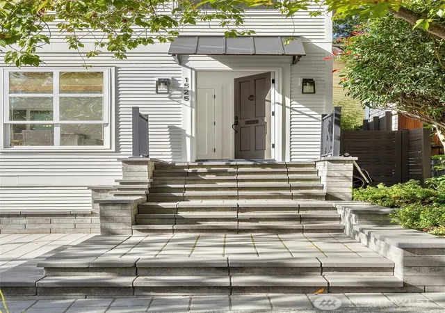 Single family home for sale at 1525 Mcgilvra Blvd E, Seattle, WA 98112 | MLS# NWM2531660