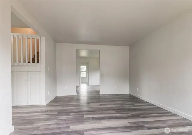 Photo 2 of Single family home for sale at 820 N 1st Avenue, Kelso, WA 98626 | MLS# NWM2531690 | Listing updated on 2026-10-01