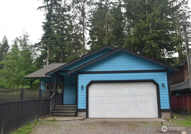 Photo 1 of Single family home for sale at 6165 Ash Pl, Maple Falls, WA 98266 | MLS# NWM2531698 | Listing updated on 2026-10-01