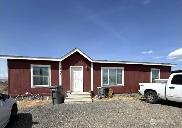 Photo 1 of Manufactured home for sale at 501 Fowler Ln Sw #41, Mattawa, WA 99349 | MLS# NWM2531763 | Listing updated on 2026-09-21