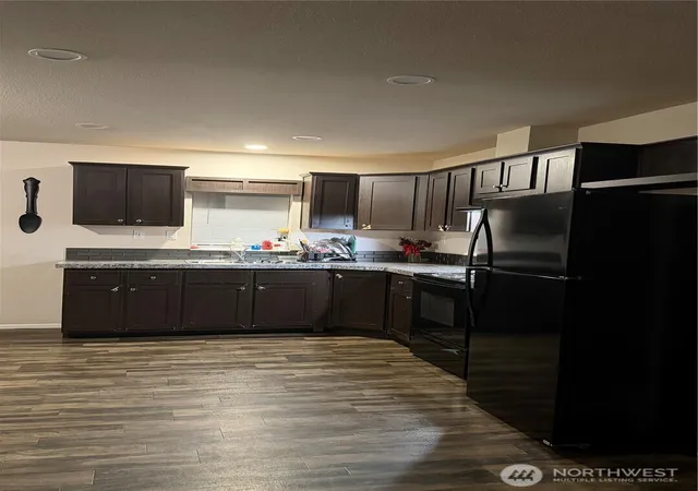 Photo 4 of Manufactured home for sale at 501 Fowler Ln SW #41, Mattawa, WA 99349 | MLS# NWM2531763 | Listing updated on 2026-09-21