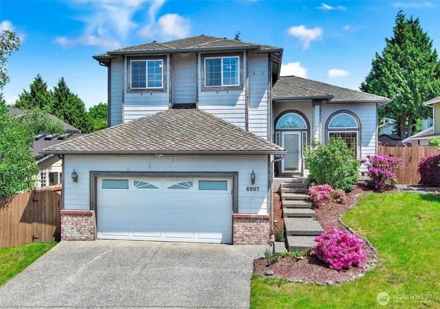 Photo 2 of Single family home for sale at 6907 75th Drive Ne, Marysville, WA 98270 | MLS# NWM2531831 | Listing updated on 2026-09-17