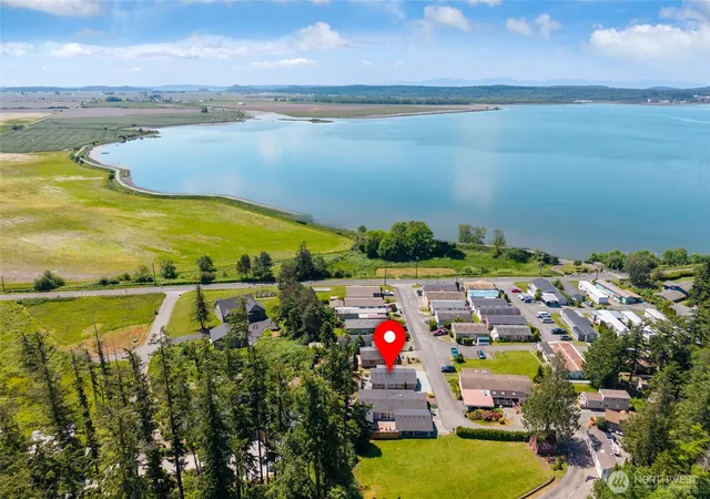 Photo 3 of Manufactured home for sale at 11453 Bayview Edison Rd #7, Mount Vernon, WA 98273 | MLS# NWM2531845 | Listing updated on 2026-09-21