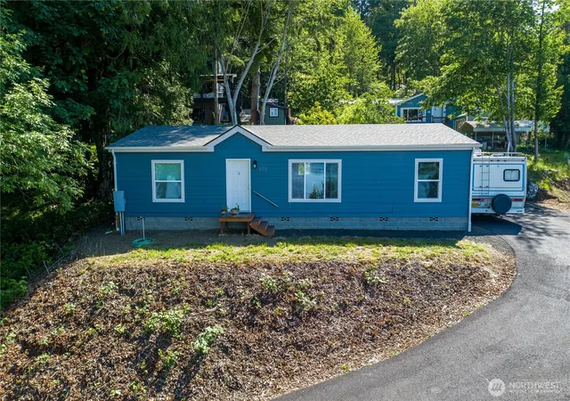 Photo 1 of Manufactured home for sale at 190 Midway Ln E, Shelton, WA 98584 | MLS# NWM2531864 | Listing updated on 2026-09-21