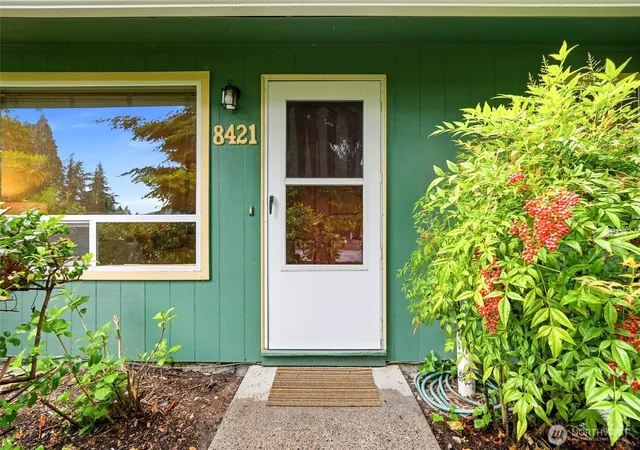 Photo 3 of Single family home for sale at 8421 6th Avenue Sw, Seattle, WA 98106 | MLS# NWM2531884 | Listing updated on 2026-09-21