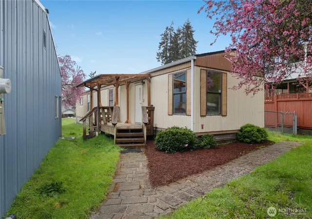 Photo 2 of Manufactured home for sale at 9823 Whitecap Dr Nw, Olympia, WA 98502 | MLS# NWM2531890 | Listing updated on 2026-09-24