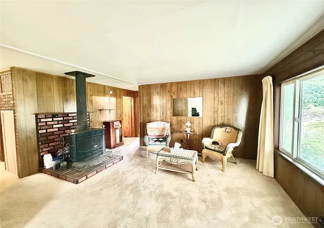 Photo 4 of Manufactured home for sale at 321 Bruce St, Waitsburg, WA 99361 | MLS# NWM2531915 | Listing updated on 2026-09-21