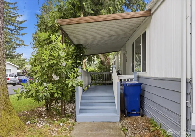 Photo 2 of Sale Pending at 3105 M St Se #23, Auburn, WA 98002 | MLS# NWM2531918 | Listing updated on 2026-09-17