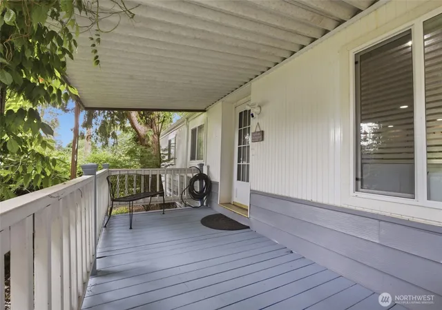 Photo 3 of Sale Pending at 3105 M St Se #23, Auburn, WA 98002 | MLS# NWM2531918 | Listing updated on 2026-09-17