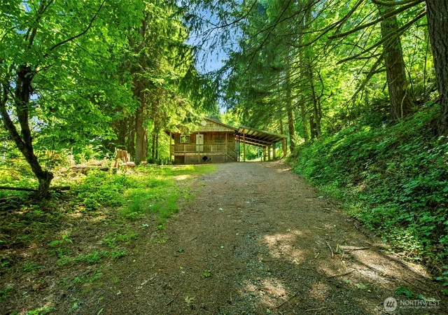 Photo 3 of Manufactured home for sale at 400 N Dubois Rd, Ariel, WA 98603 | MLS# NWM2532018 | Listing updated on 2026-09-21