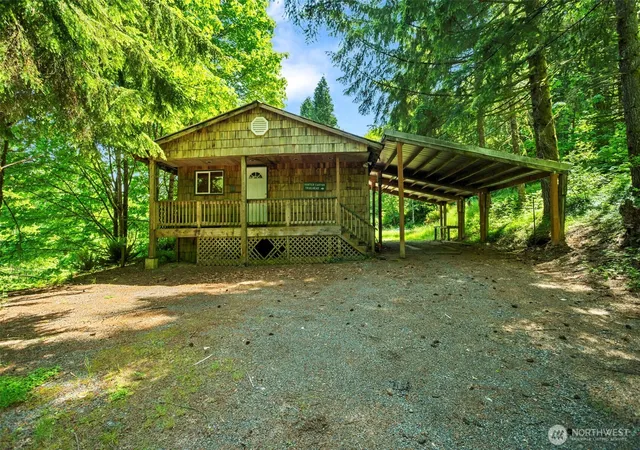 Photo 4 of Manufactured home for sale at 400 N Dubois Rd, Ariel, WA 98603 | MLS# NWM2532018 | Listing updated on 2026-09-21