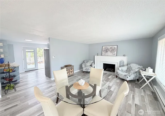 Photo 3 of Single family home for sale at 983 NE O'leary St, Oak Harbor, WA 98277 | MLS# NWM2532041 | Listing updated on 2026-09-29