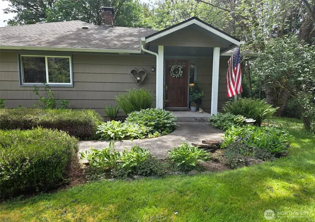 Photo 1 of Single family home for sale at 98 W Wishkah, Aberdeen, WA 98520 | MLS# NWM2532064 | Listing updated on 2026-09-29
