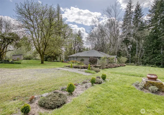 Photo 3 of Single family home for sale at 98 W Wishkah, Aberdeen, WA 98520 | MLS# NWM2532064 | Listing updated on 2026-09-29