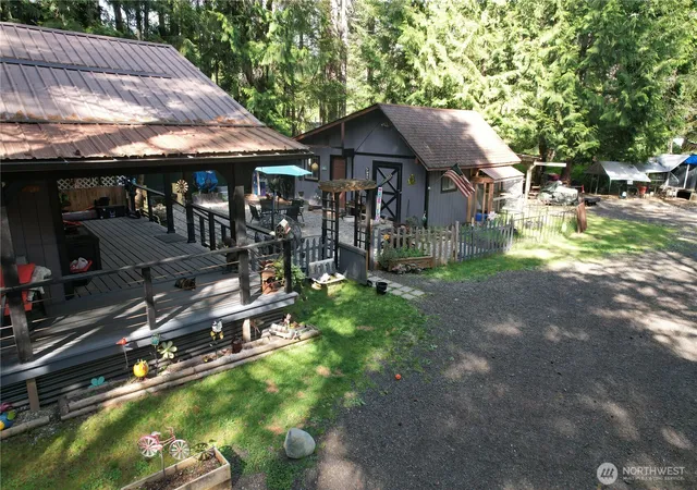 Photo 3 of Single family home for sale at 60 N Carp Pl, Hoodsport, WA 98548 | MLS# NWM2532093 | Listing updated on 2026-09-21
