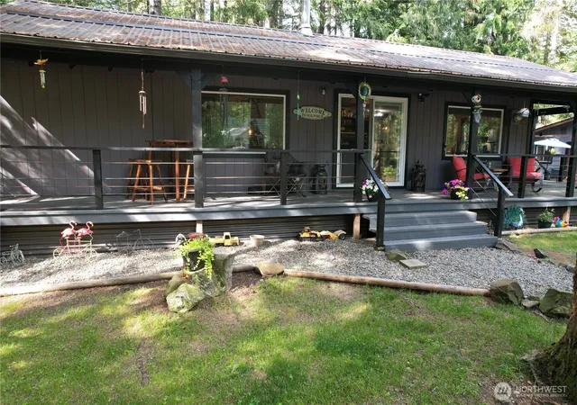 Photo 4 of Single family home for sale at 60 N Carp Pl, Hoodsport, WA 98548 | MLS# NWM2532093 | Listing updated on 2026-09-21