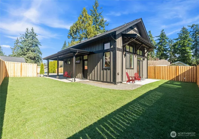 Photo 1 of Contingent at 2905 Cedarwood Ave, Bellingham, WA 98225 | MLS# NWM2532108 | Listing updated on 2026-09-26