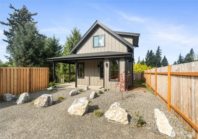 Photo 1 of Contingent at 2907 Cedarwood Ave, Bellingham, WA 98225 | MLS# NWM2532179 | Listing updated on 2026-09-26