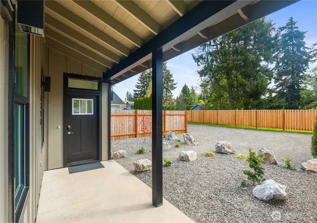 Photo 3 of Contingent at 2907 Cedarwood Ave, Bellingham, WA 98225 | MLS# NWM2532179 | Listing updated on 2026-09-26