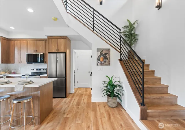 Photo 4 of Condo for sale at 2907 Cedarwood Ave, Bellingham, WA 98225 | MLS# NWM2532179 | Listing updated on 2026-09-26