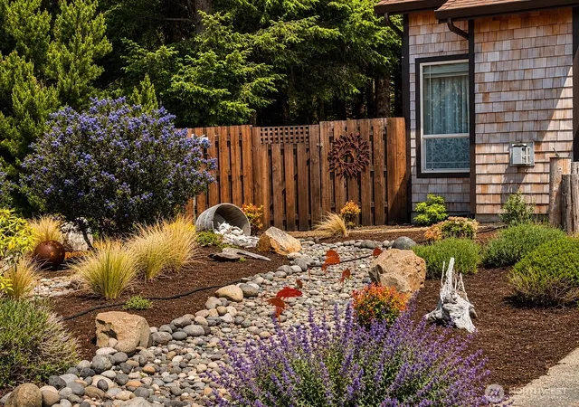 Photo 4 of Single family home for sale at 130 NW 28th Street, Long Beach, WA 98631 | MLS# NWM2532225 | Listing updated on 2026-09-21