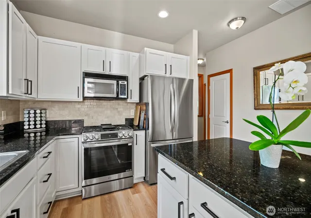 Photo 4 of Single family home for sale at 6212 Malloy Ave, Ferndale, WA 98248 | MLS# NWM2532233 | Listing updated on 2026-09-24