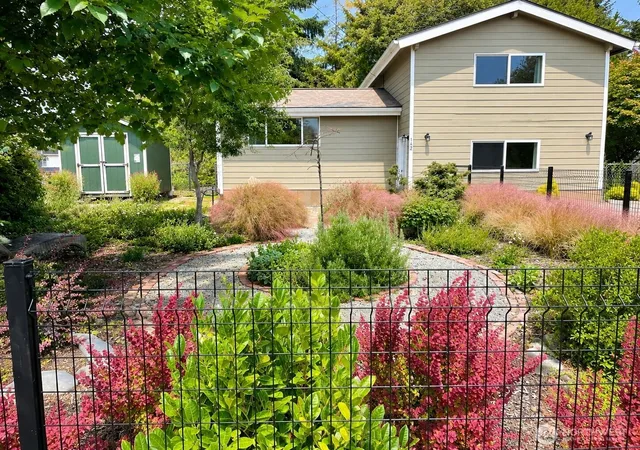 Photo 1 of Single family home for sale at 142 N Port Loop Nw, Ocean Shores, WA 98569 | MLS# NWM2532322 | Listing updated on 2026-09-21