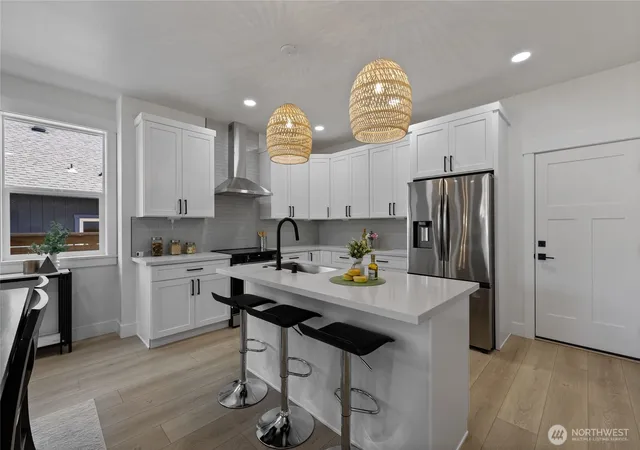 Photo 4 of Condo for sale at 3557 S Monroe St #B, Tacoma, WA 98409 | MLS# NWM2532325 | Listing updated on 2026-10-01