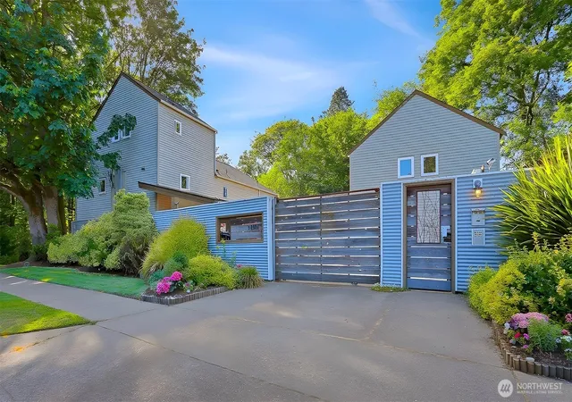 Photo 2 of Townhouse for sale at 3406 W Government Way #7, Seattle, WA 98199 | MLS# NWM2532401 | Listing updated on 2026-10-02