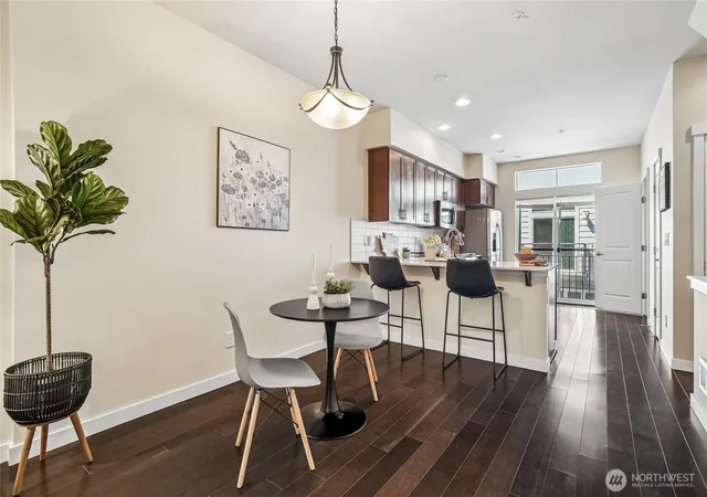 Photo 3 of Townhouse for sale at 2107 Nw Moraine Pl, Issaquah, WA 98027 | MLS# NWM2532424 | Listing updated on 2026-09-21