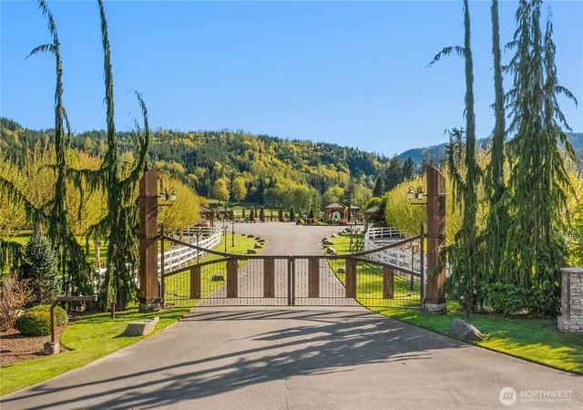 Photo 4 of House for sale at 21733 Entsminger Rd NE, Arlington, WA 98223 | MLS# NWM2532427 | Listing updated on 2026-09-21