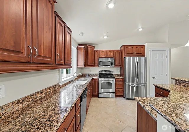 Photo 4 of Single family home for sale at 9938 168th Avenue SW, Rochester, WA 98579 | MLS# NWM2532496 | Listing updated on 2026-09-21