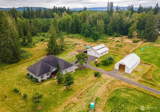 Photo 3 of Single family home for sale at 298 Toledo Salmon Crk Rd, Toledo, WA 98591 | MLS# NWM2532510 | Listing updated on 2026-09-21