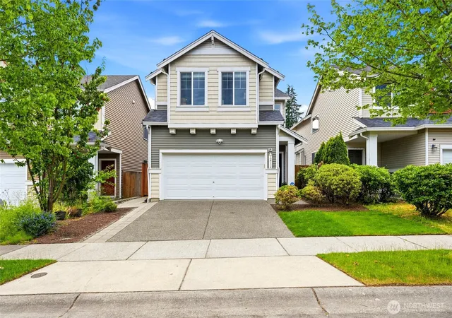 Photo 2 of Single family home for sale at 12716 12th Avenue Se, Everett, WA 98208 | MLS# NWM2532597 | Listing updated on 2026-09-30