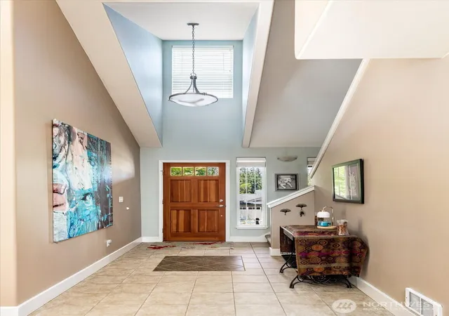 Photo 3 of Single family home for sale at 1796 Twin Oaks Ln, Freeland, WA 98249 | MLS# NWM2532598 | Listing updated on 2026-09-29
