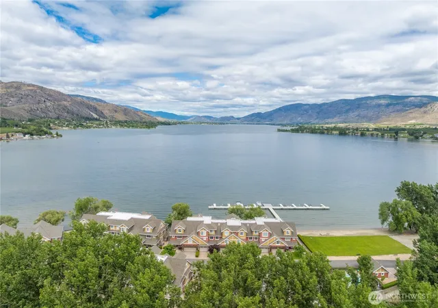 Photo 3 of Townhouse for sale at 30 Sandalia Ct #30, Oroville, WA 98844 | MLS# NWM2532633 | Listing updated on 2026-09-21