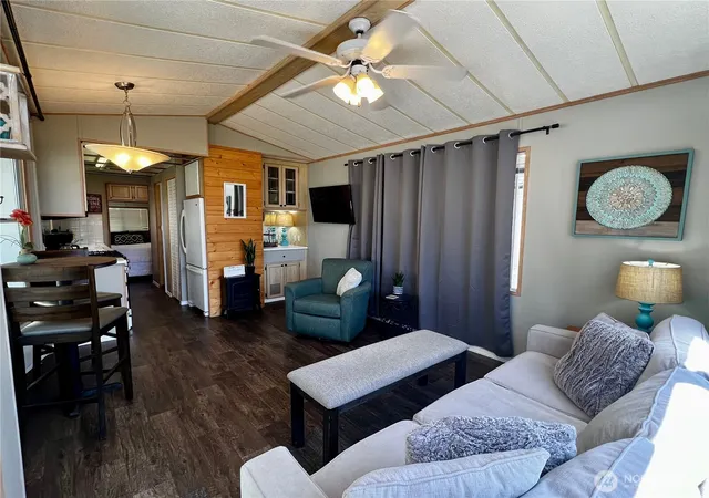 Photo 4 of Manufactured home for sale at 4980 Morgan Dr #37, Blaine, WA 98230 | MLS# NWM2532637 | Listing updated on 2026-09-21