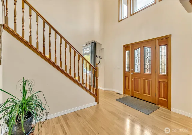 Photo 3 of Single family home for sale at 6725 Mirror Ct Se, Olympia, WA 98513 | MLS# NWM2532638 | Listing updated on 2026-09-22