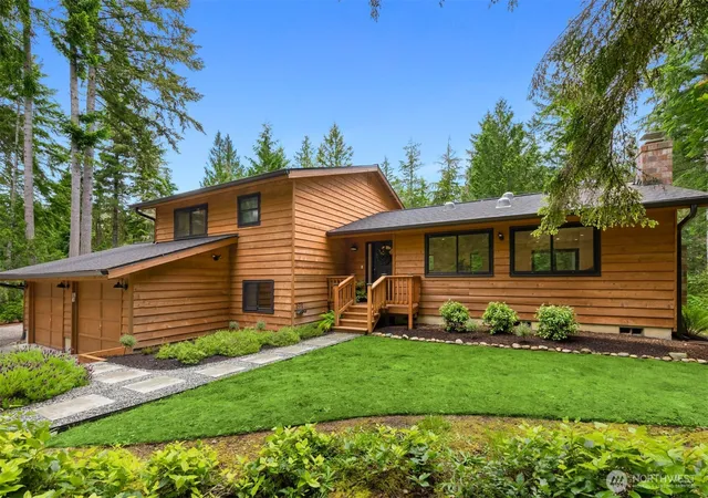 Photo 2 of Sale Pending at 1093 Nw Mushroom Ln, Poulsbo, WA 98370 | MLS# NWM2532644 | Listing updated on 2026-09-25