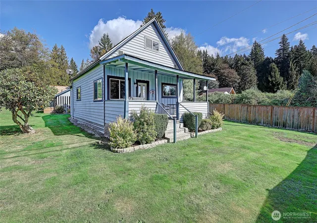 Single family home for sale at 5417 Grandview Rd, Arlington, WA 98223 | MLS# NWM2532660