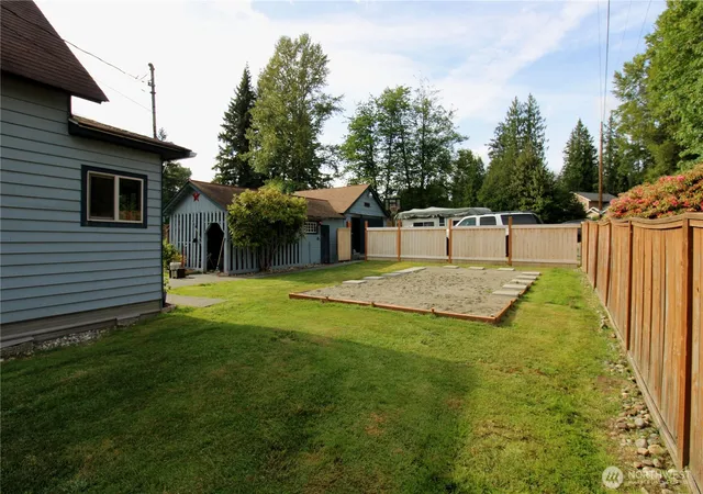 Photo 3 of Single family home for sale at 5417 Grandview Rd, Arlington, WA 98223 | MLS# NWM2532660 | Listing updated on 2026-09-26
