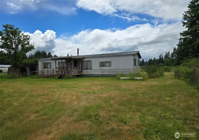Photo 3 of Manufactured home for sale at 18707 Elderberry St SW, Rochester, WA 98579 | MLS# NWM2532673 | Listing updated on 2026-09-21