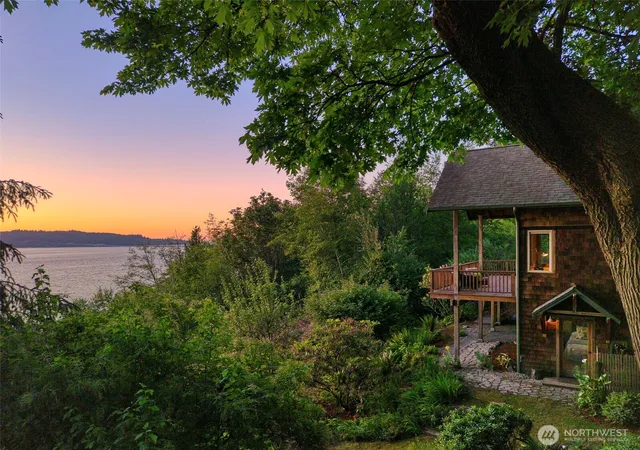 Photo 3 of Single family home for sale at 30050 Scenic Dr NE, Poulsbo, WA 98370 | MLS# NWM2532688 | Listing updated on 2026-09-22