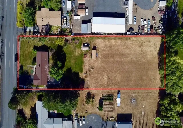Photo 3 of Sale Pending at 11298 Nelson Rd Ne, Moses Lake, WA 98837 | MLS# NWM2532703 | Listing updated on 2026-09-30
