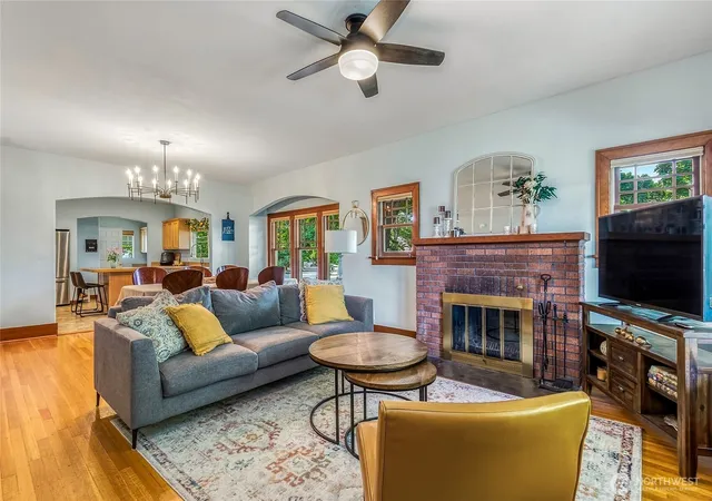 Photo 3 of Single family home for sale at 340 Reser Rd, Walla Walla, WA 99362 | MLS# NWM2532861 | Listing updated on 2026-10-02
