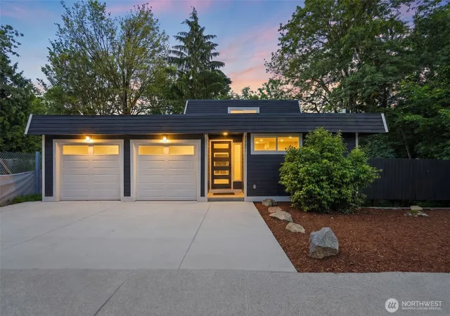 Photo 1 of Single family home for sale at 30811 26th Avenue Sw, Federal Way, WA 98023 | MLS# NWM2532862 | Listing updated on 2026-09-21