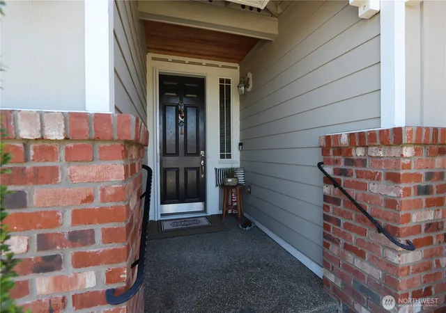 Photo 2 of Single family home for sale at 8542 Bainbridge Loop Ne, Lacey, WA 98516 | MLS# NWM2532907 | Listing updated on 2026-09-21